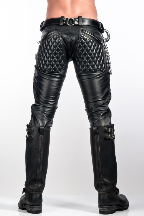 leathergearguy:GREAT !!!