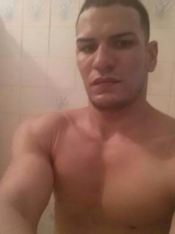 neneflow:  elbellacoxxx:  eltragaleche69:  Me caso!!!  Pa casa   diosss