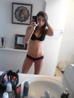 teensinvs:  Have VS undies?  We’d love to see them!   Submit photos at TeensInVS@yahoo.com