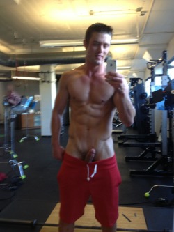 getnakedbrah:     I will work out with u