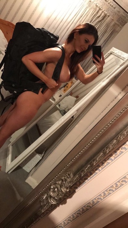 formerlyyoursexyamateurs18:  Like what you see? Follow me for more great content added daily!