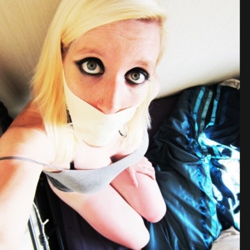 thegagproject:Who doesn’t like a good #gagged #selfie right? If any lovely ladies on here are up for