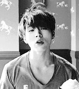 ddongwow:  Woohyun + That Hair 