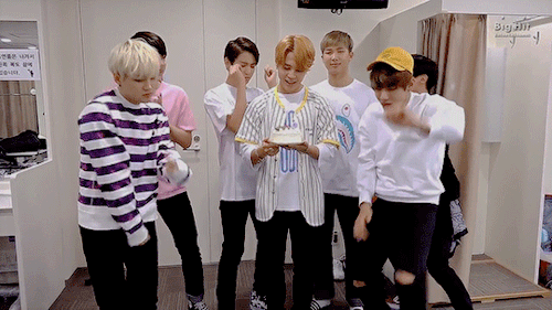 jijams:  bts in a nutshell