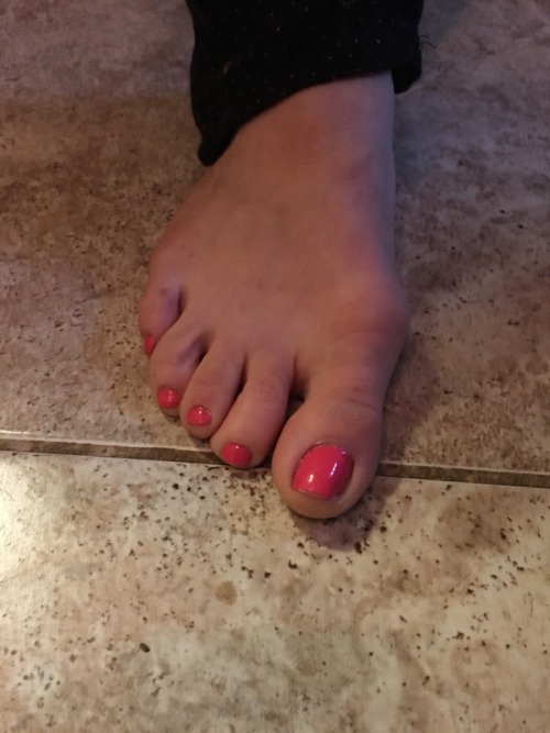 My beautiful sexy feet.. Cheers Mrs.S!!