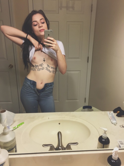 bratout0fhell:Somebody stop me