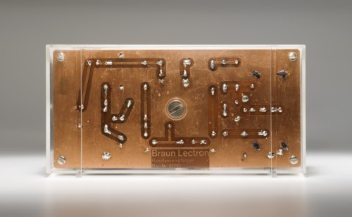 Dieter Rams & Jürgen Greubel, Braun Lectron radio receiver, 1967. This kit product was designed 
