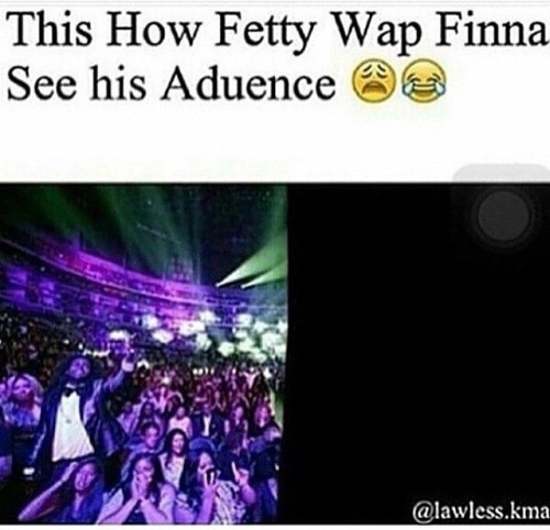 yung-smoov:  paradise-jpg:  Lmaooo jeezus🙈😂  LMAO