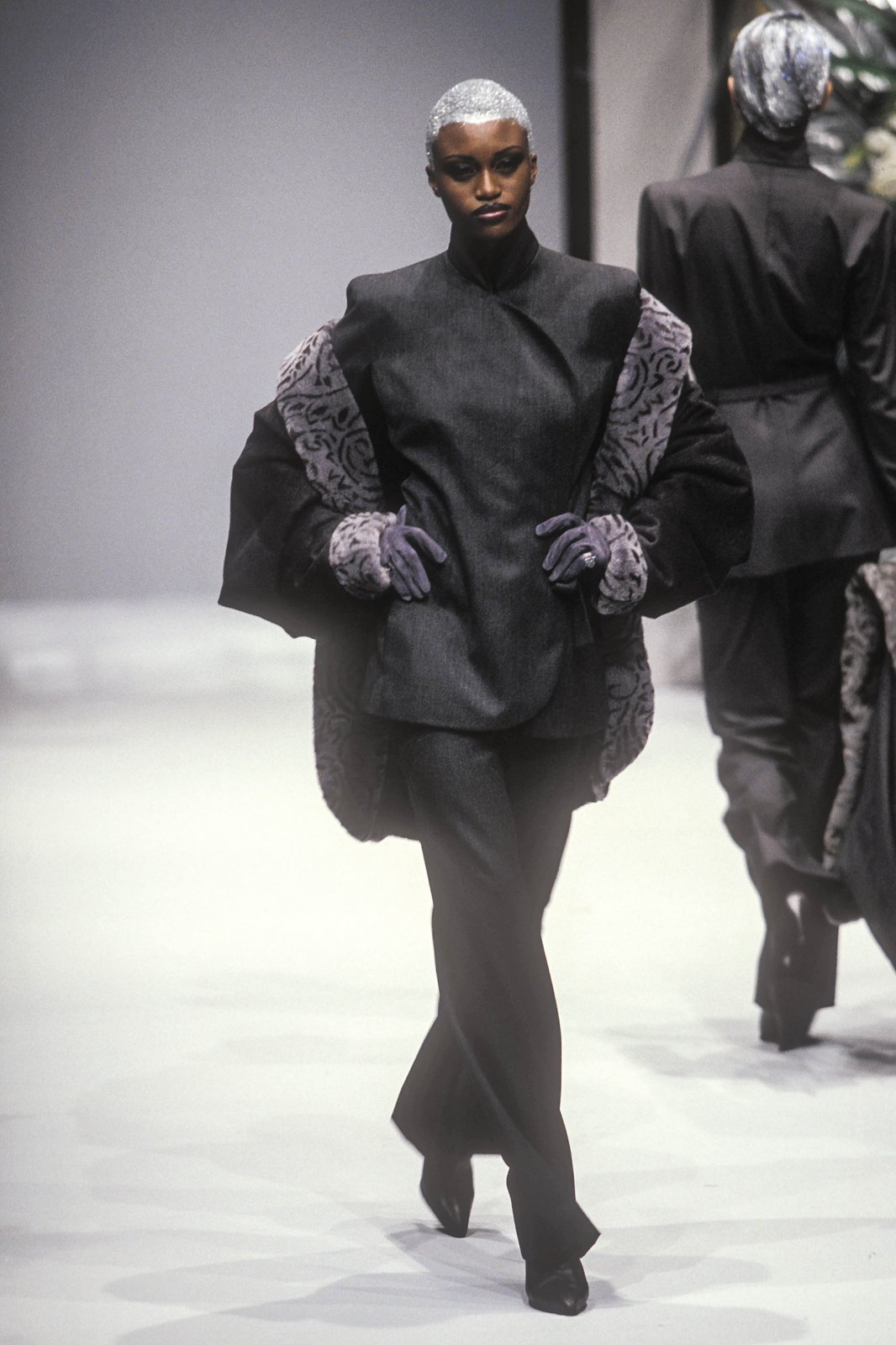 Fashion Classic: Jean Louis Scherrer Haute Couture Fall/Winter 1997