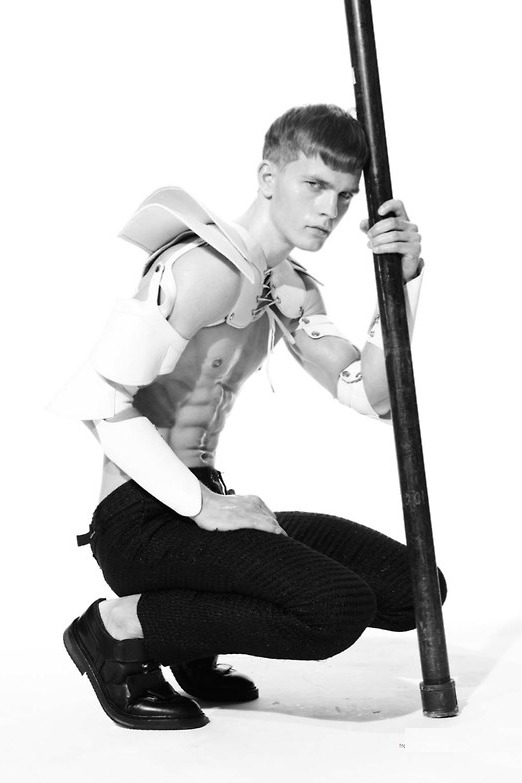 strangeforeignbeauty:  Benjamin Eidem for ODDA Magazine by Arnaldo Anaya Lucca [ b&amp;w | fave