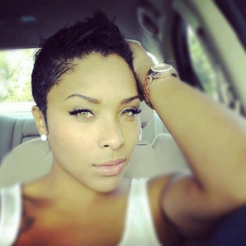 detroittigersblessyouboys:  She Fine Tho adult photos