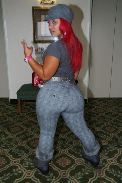 bootysteaks:  Who wants a BOOTY steak??http://bootysteaks.tumblr.com/