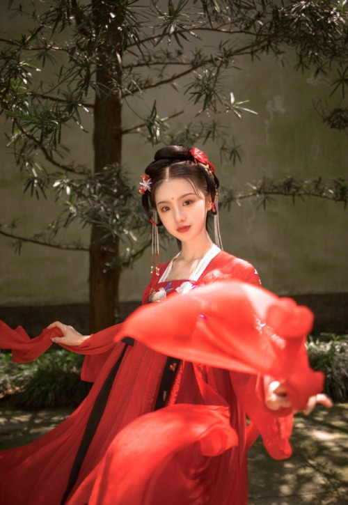 hanfugallery: Traditional Chinese hanfu by 扶卮-