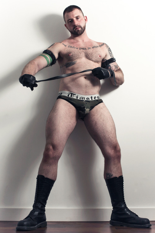 ursinelovin:  Aleks Buldocek 