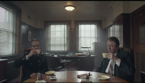 kivrin:Chief Superintendent Bright and Detective Inspector Thursday have tea.  In the same yell