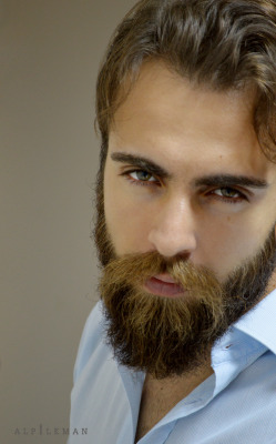 alpilkman:  Alp ilkman Bearded model &amp; Actor  Oh my