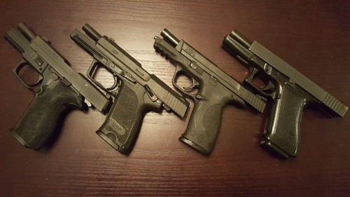 just-remington:Have a couple pics of a few of my pistols