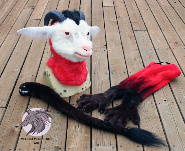 Newest addition to the family - Boad the goat! This guy features removable horns and an NFTech mohawk and tail tuft.