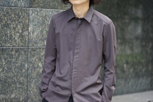  Items UsedDEVOAShirt Wool Super 100’s - Devoaitems code: SHP-NWHSize 1DEVOAHAKAMA Pants Wool 