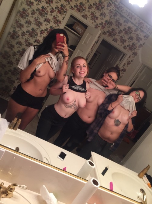 lilm00n: ladies love me I’m on my cool adult photos