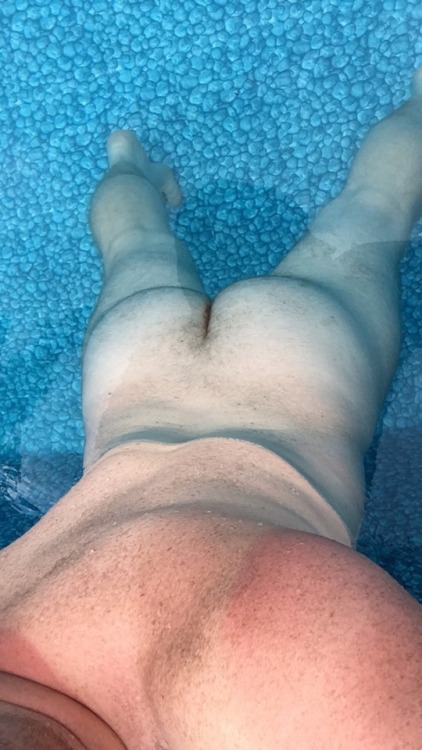 gingercubinalabama:These are definitely my new favorite nudes. Feeling great about this stocky, hair