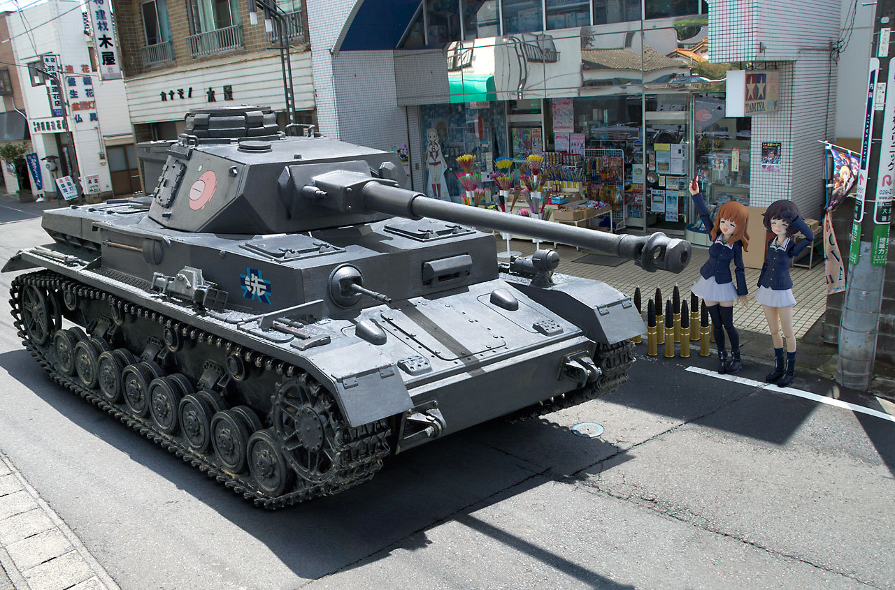 yoshinobu-digirama:  ガールズ＆パンツァー　GIRLS und PANZER http://www.ne.jp/asahi/nob/co/tamaki/topd17.htm