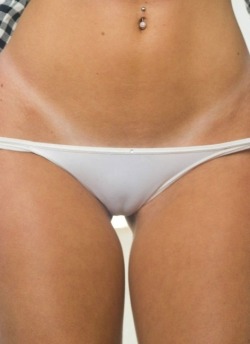 beautifulcrotchgaps:  gap