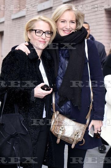 gillovny1013:Gillian Anderson and Jennifer Nadel in NYC, March 13, 2017. X