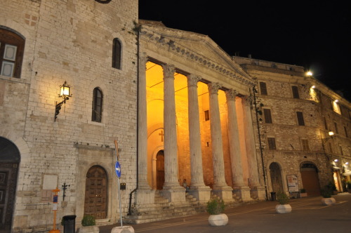 italian-landscapes:Tempio di Minerva (Temple of Minerva), Assisi, Umbria, ItalyThe Roman temple, ded