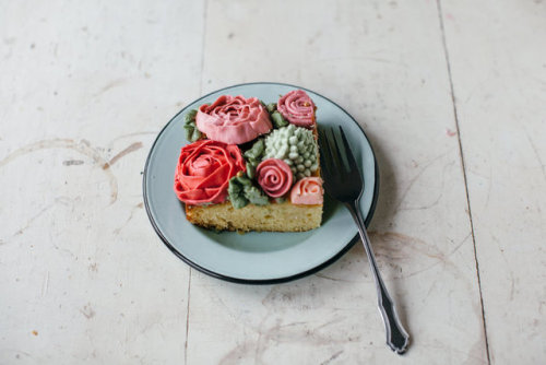 sweetoothgirl:ROSE ROSE CAKE