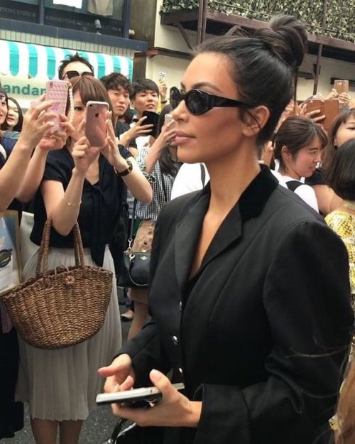 Kim in Japan #kanyewest #kimkardashianwest