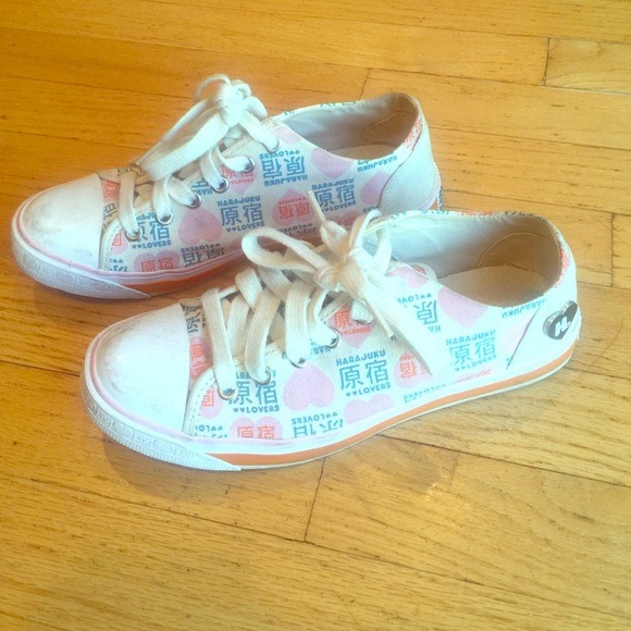 skyyberry:  Gwen Stefani design- Harajuku lovers sneakers, one of the first in the