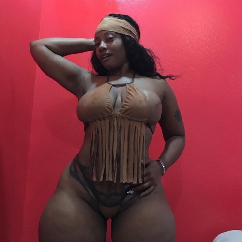 Sex maceleven:  https://www.instagram.com/darealcherokeedass pictures