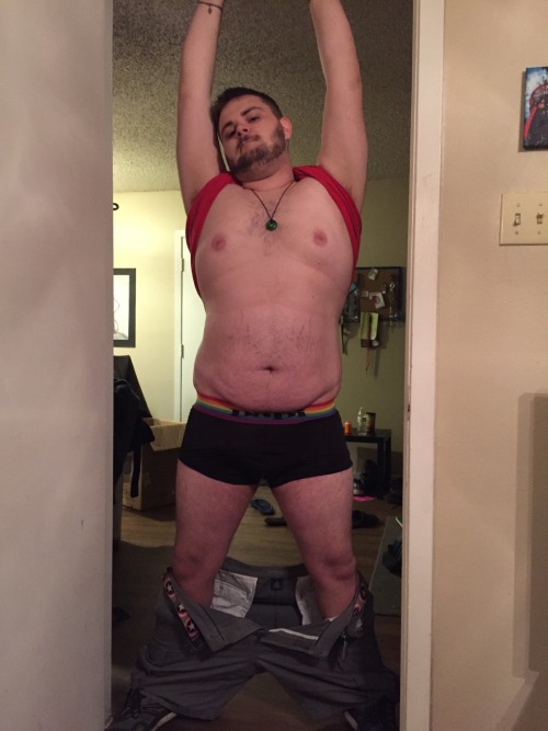 dexterbear97:Photo strip tease pt1 ( front side )