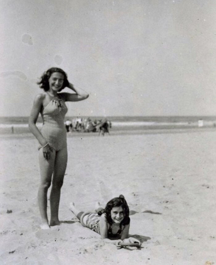 1940 1950 Porn Beach - History Porn