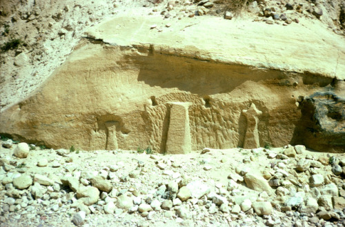 Rekem inscription opposite the entrance to the Siq in Petra (Jordan,1976).“Rekem” was the Nabataean 