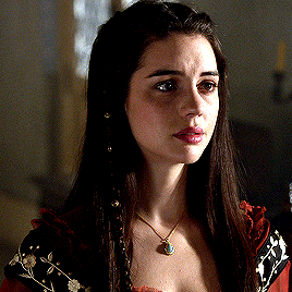 catherinepeter:Mary Stuart in every Reign episodeSeason 1 Episode 22: “Slaughter of Innoc