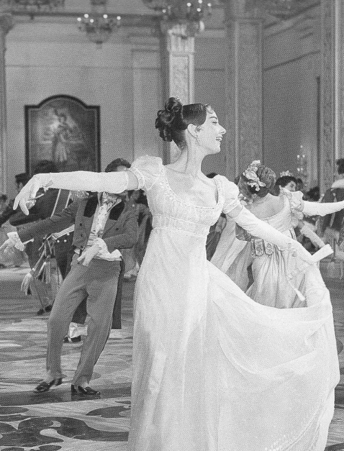 margyfrake: Audrey Hepburn in War and Peace, 1956