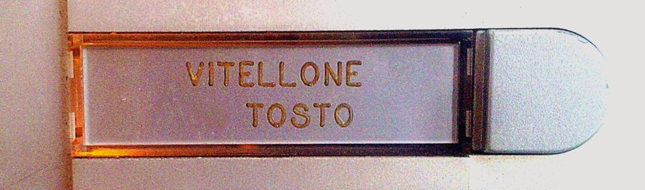 buiosullelabbra:  madonnaliberaprofessionista:  Grazie internet.   Rido 