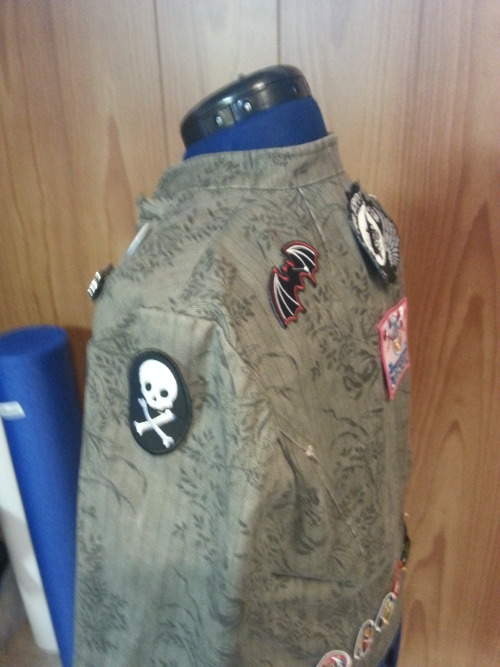 evilsupplyco:luveday:My SteamPUNK jacket is finally taking shape!  The jacket was gifted to me a few