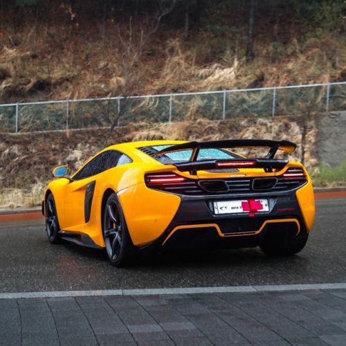 tracked more than street-driven - #mclaren #650s #맥라렌 #기흥트랙데이 (at Inje Speedium Hotel) www.i