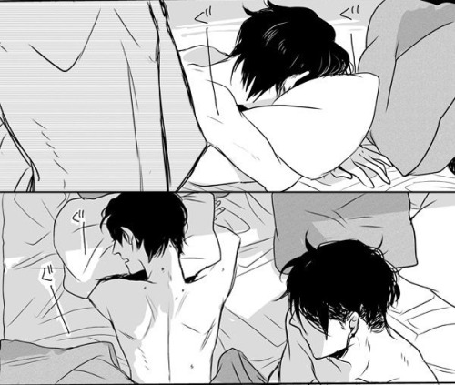 yaoimangaonlinefun:  “I love kissing your back.” Levi x Eren Original Work: Shingeki no Kyojin (Attack on Titan) 