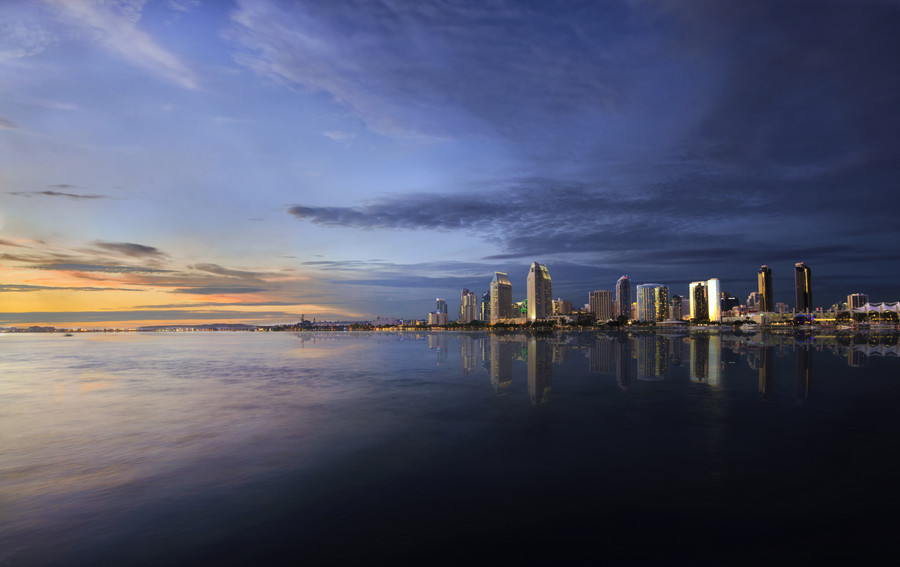 stephanocardona:  Sun Setting on the SD Skyline by nataliecbell