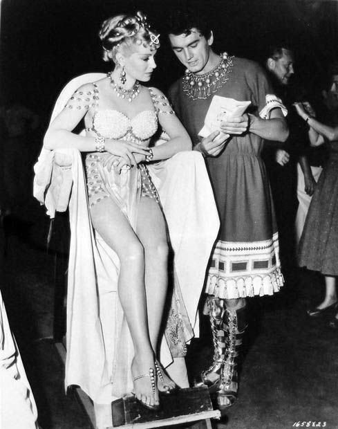 Porn photo Lana Turner and Edward Purdom on the set