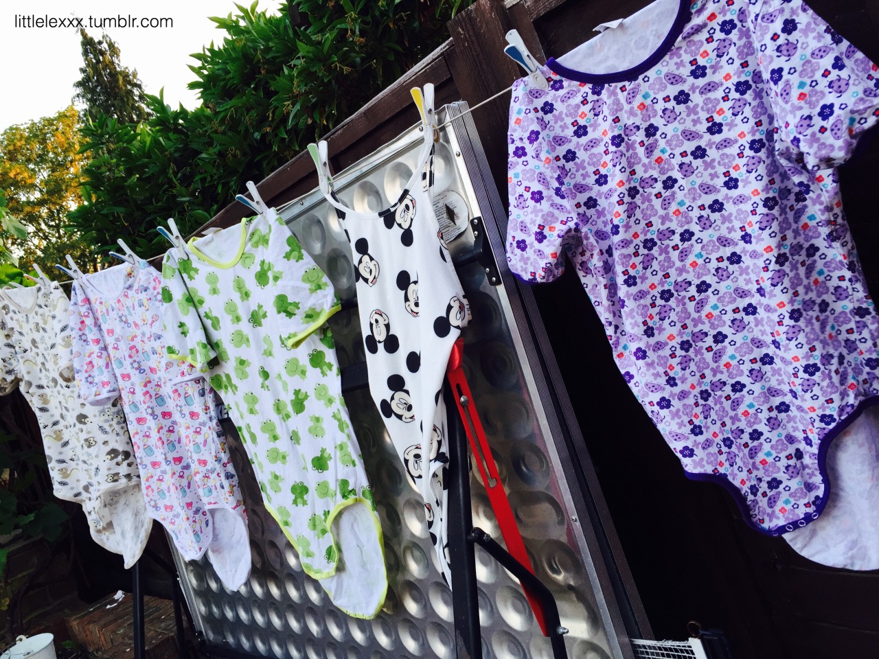 littlelexxx:  Today was onesie washing day but I didn’t let it stop me wearing