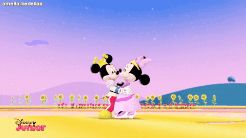 Mickey Mouse Clubhouse - Minnie-rella (2014)remake of this gifset 