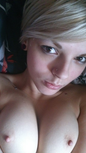 sinnygirl:  Meet hot slutty girls in your area. Follow ME!