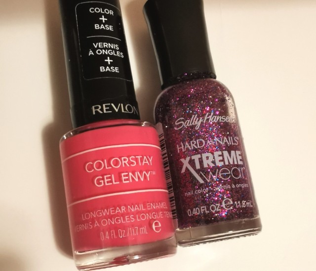 2 bottles of nail polish used on the Baby Finger: A base of Colorstay Gel Envy™ "120 Hot Hand" medium pink topped with a very thin coat of Sally Hansen Xtreme Wear "569 Rockstar Pink" 