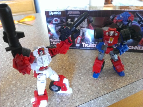 guess who fucking arrived on april fool&rsquo;s day, maketoys swerve and gears (aka trash-talk and c