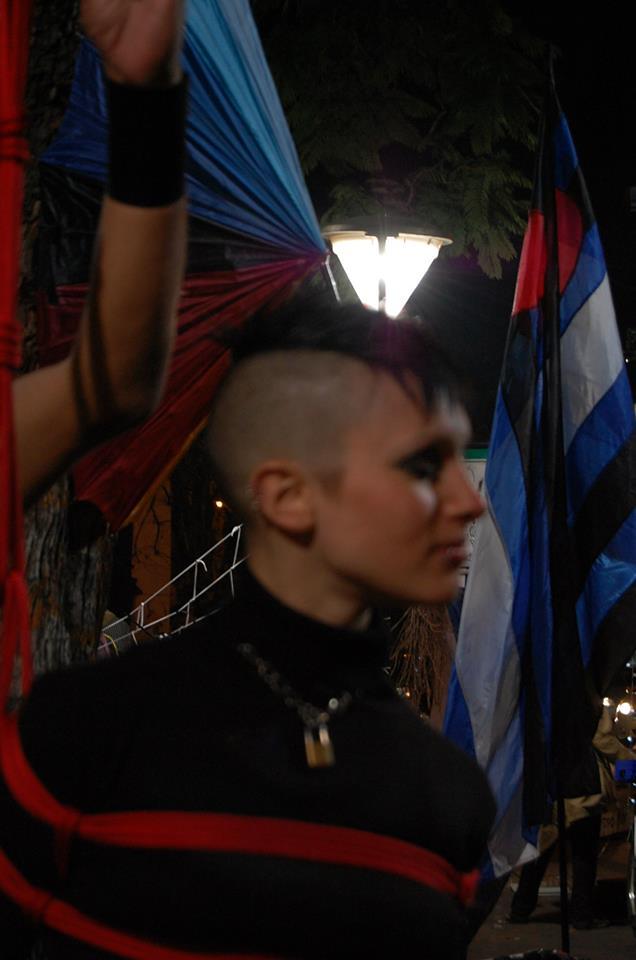 An incredible bondage in a public space made by Sir Vintage (thank you so much, Sir)
